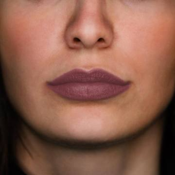 MATTE INTENSE LIPSTICK - ANTIQUE ROSE 1,4 G MKLIP24